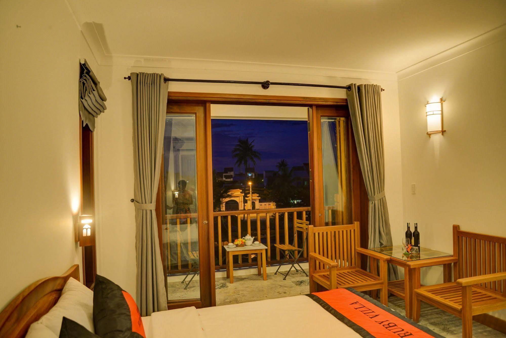 Ruby Hotel ฮอยอัน ภายนอก รูปภาพ