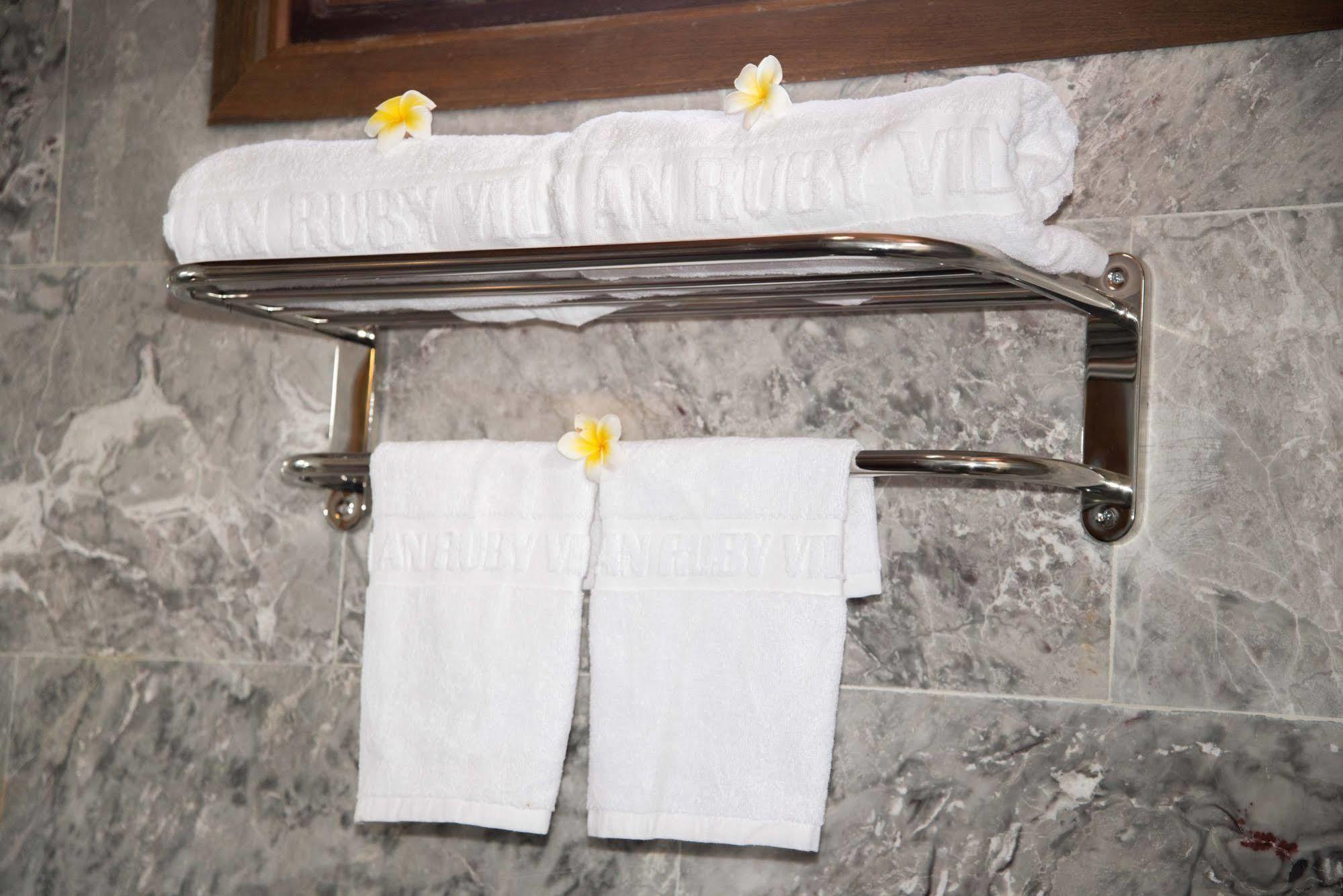 Ruby Hotel ฮอยอัน ภายนอก รูปภาพ